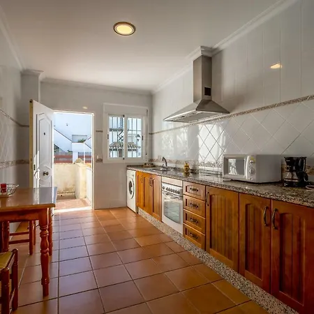 Adosado Atalaya F * Conil De La Frontera